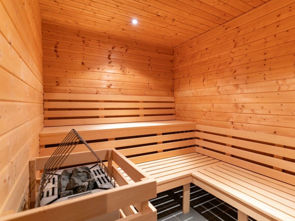 Apartment App. City/2 Schlafzimmer/Dusche&WC getrennt - Outdoor photo 5