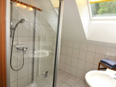 Apartment Apartment B/1 Schlafraum/Dusche, WC - Features photo 10