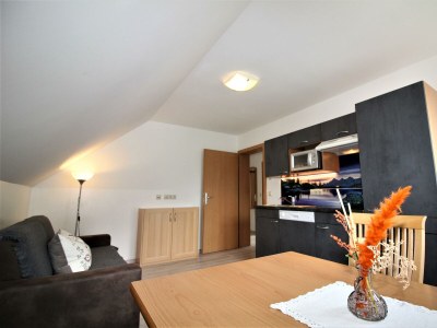 Apartment Apartment B/1 Schlafraum/Dusche, WC - Features photo 11