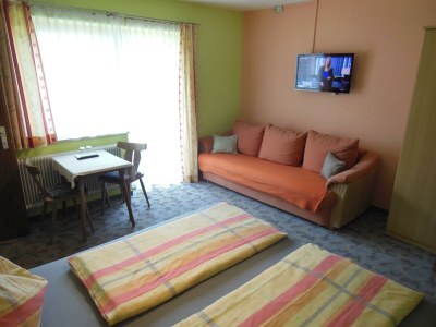 Apartment Appartement/Fewo, Dusche, WC, 3 Schlafräume - Features photo 17