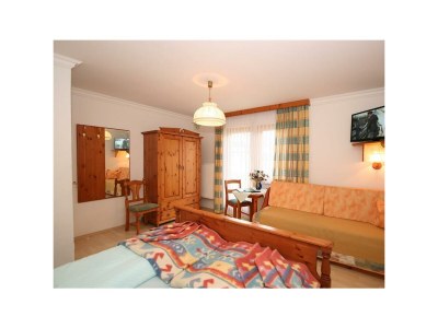 Holiday room Doppelzimmer mit Dusche, WC - Features photo 5