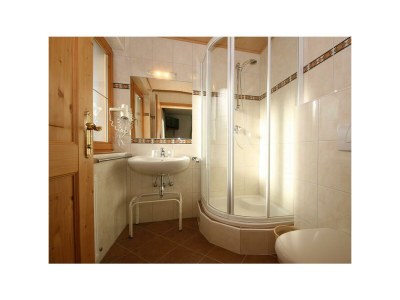 Holiday room Doppelzimmer mit Dusche, WC - Features photo 8