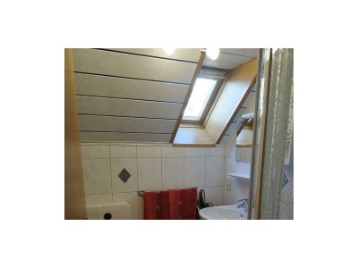 Apartment Apartment/Wohn-Schlafraum/Dusche, WC - Features photo 8