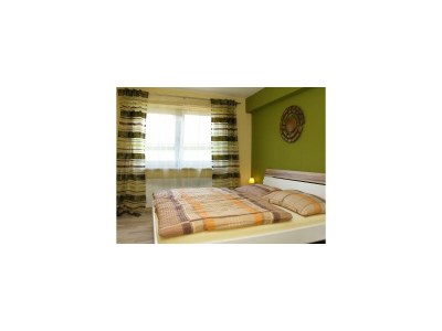 Apartment Apartment/Wohn-Schlafraum/Dusche, WC - Features photo 12