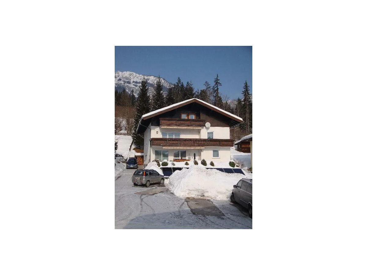 Apartment App./4 Schlafräume/Dusche, WC - Outdoor photo 2