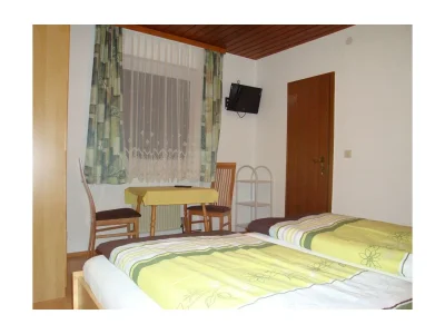 Apartment App./4 Schlafräume/Dusche, WC - Features photo 28