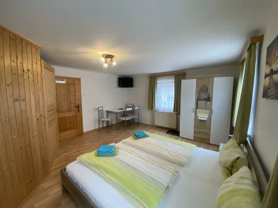 Apartment Doppelzimmer mit Küche, Dusche, WC, - Features photo 9