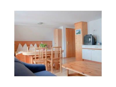 Apartment App. Therese - Wohn-Schlafraum, Dusche, WC - Features photo 20