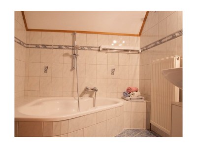 Apartment Ferienhaus Johann - 2 Schlafräume, Bad, 2 sep. WC - Features photo 40