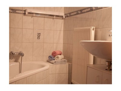 Apartment Ferienhaus Johann - 2 Schlafräume, Bad, 2 sep. WC - Features photo 42