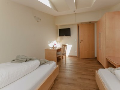 Holiday room Familienzimmer mit Dusche, WC - Features photo 89