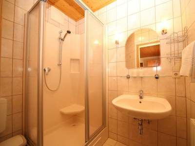 Holiday room Nr. 4 - Doppelzimmer mit Dusche, WC - Features photo 21