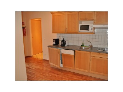 Apartment "Baroness" -App./1 Schlafr./Du.o.Bad, WC - Features photo 12