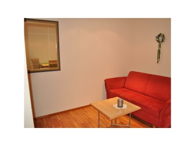 Apartment "Baroness" -App./1 Schlafr./Du.o.Bad, WC - Features photo 14