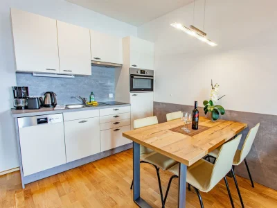 Apartment Happy Aich 1, Bad, WC, 2 Schlafräume - Features photo 8