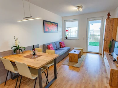 Apartment Happy Aich 1, Bad, WC, 2 Schlafräume - Features photo 9