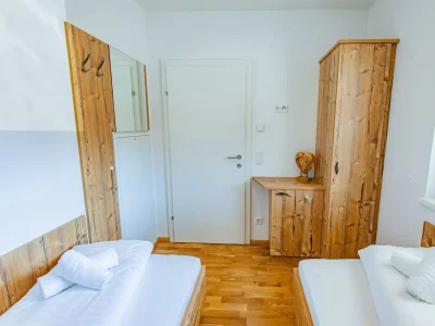 Apartment Happy Aich 1, Bad, WC, 2 Schlafräume - Features photo 12