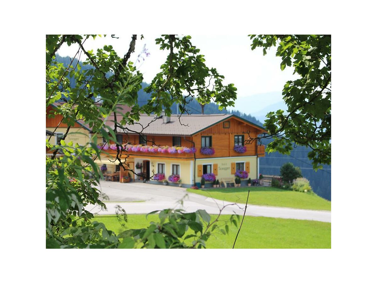 Apartment App. Dachstein - 2 Schlafräume, Dusche, WC