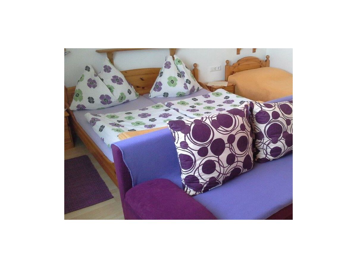 Apartment Wohnung 1  /2 Schlafräume/ Dusche, WC - Outdoor photo 2