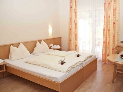 Holiday room Dreibettzimmer mit Dusche, WC - Features photo 7