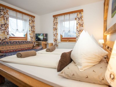 Holiday room Doppelzimmer Nr. 2, Dusche, WC - Features photo 62