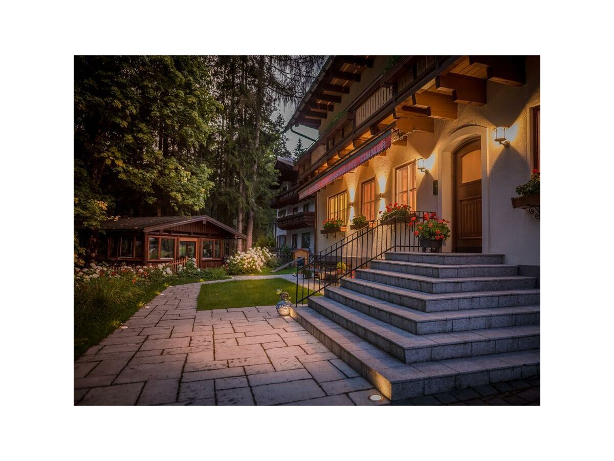 Apartment Landhaus Appartement 1, 100m² 4-8 Personen - Outdoor photo 2