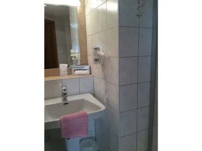 Holiday room Doppelzimmer mit Dusche, WC - Features photo 11