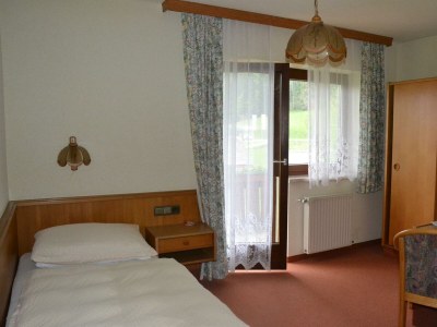 Holiday room Einzelzimmer mit Dusche, WC - Features photo 8