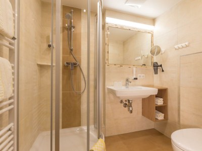 Holiday room Komfort Doppelzimmer mit Balkon, DU/WC - Features photo 74