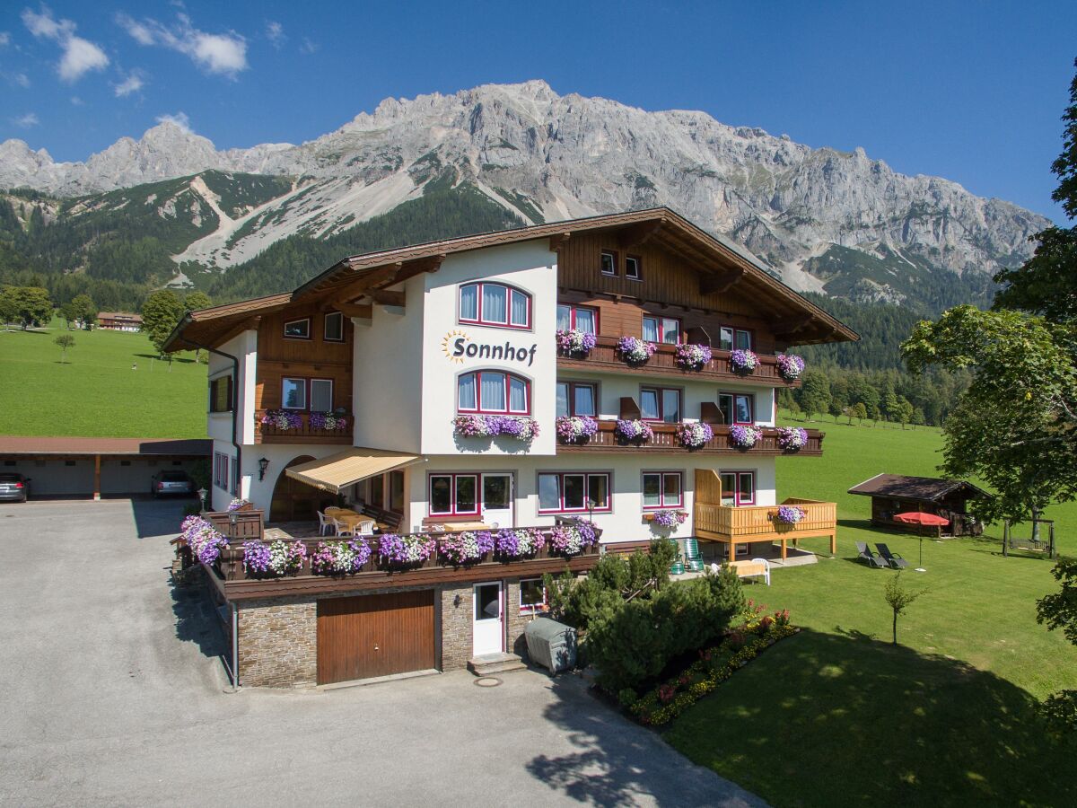 Holiday room Einzelzimmer ohne Balkon, DU/WC - Outdoor photo 4