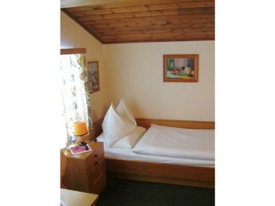 Holiday room Einzelzimmer ohne Balkon, DU/WC - Features photo 72