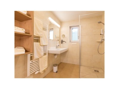 Apartment Ferienwohnung "Sonnhof", Dusche, WC, 2 Schlafräume - Features photo 71