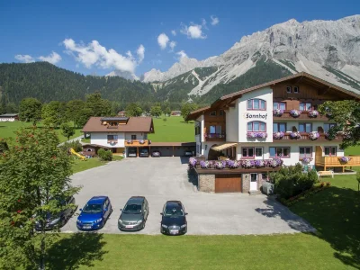 Holiday room Komfort Doppelzimmer Groß ohne Balkon mit DU/WC - Outdoor photo 7