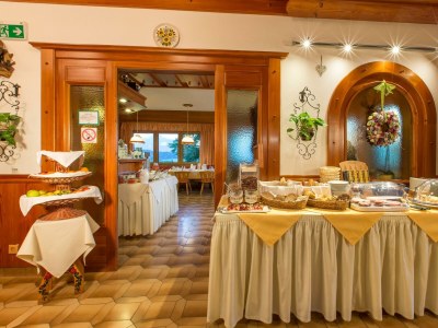 Holiday room Komfort Doppelzimmer Groß ohne Balkon mit DU/WC - Outdoor photo 9