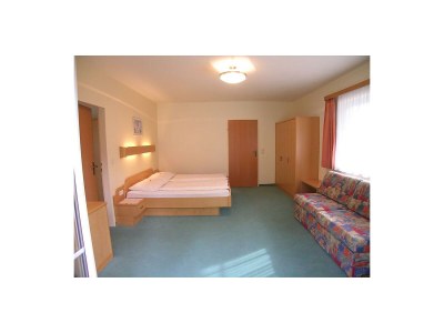 Holiday room Doppelzimmer A mit Dusche, WC - Features photo 136