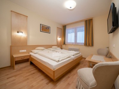 Holiday room Doppelzimmer B mit Dusche od. Bad, WC - Outdoor photo 12