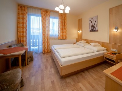 Holiday room Doppelzimmer B mit Dusche od. Bad, WC - Outdoor photo 102