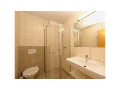 Holiday room Doppelzimmer B mit Dusche od. Bad, WC - Features photo 145