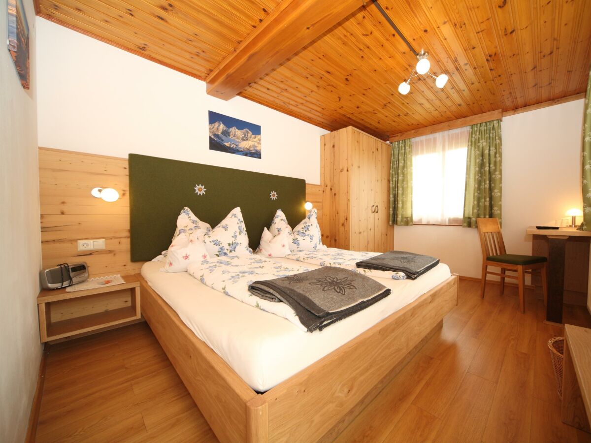 Holiday room Familienzimmer mit Dusche, WC