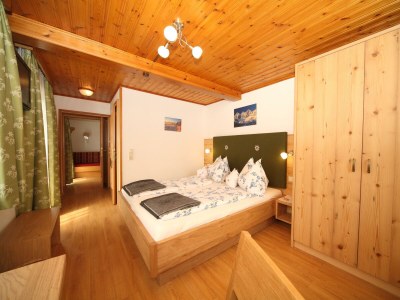 Holiday room Familienzimmer mit Dusche, WC - Features photo 53