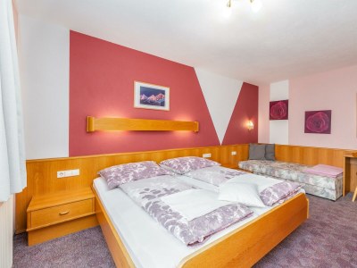 Apartment Appartement Planai - 2 Schlafräume, 2 Dusche, WC - Features photo 36