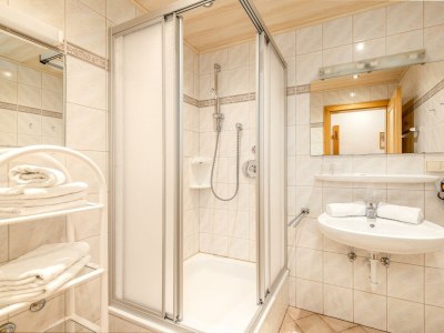 Apartment Appartement Planai - 2 Schlafräume, 2 Dusche, WC - Features photo 46