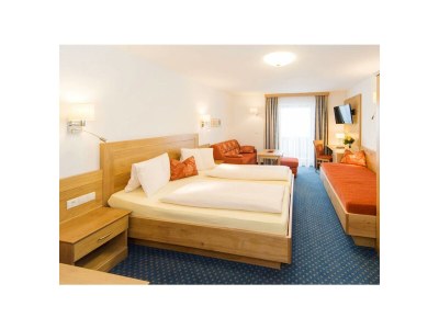 Holiday room Doppelzimmer Dusche, Bad, WC ca. 19 m² - Outdoor photo 3