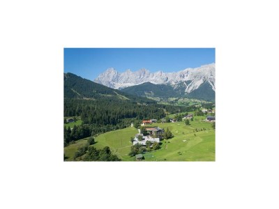 Holiday room Familienzimmer mit Dusche, WC in Ramsau am Dachstein - Holiday room