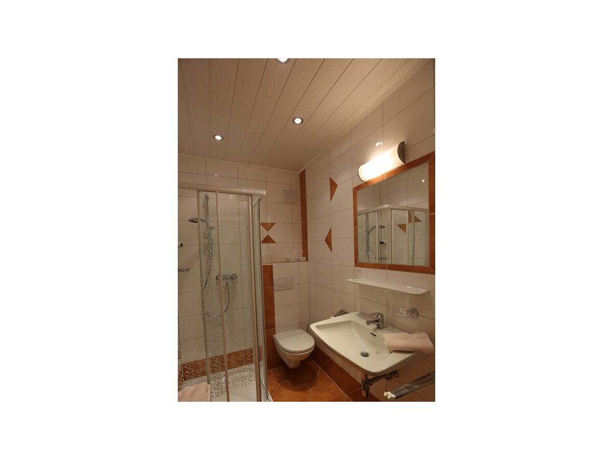 Holiday room Einzelzimmer mit Dusche, WC - Outdoor photo 2