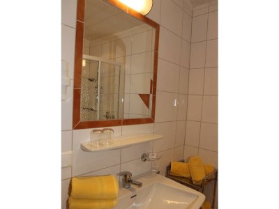 Holiday room Einzelzimmer mit Dusche, WC - Features photo 78