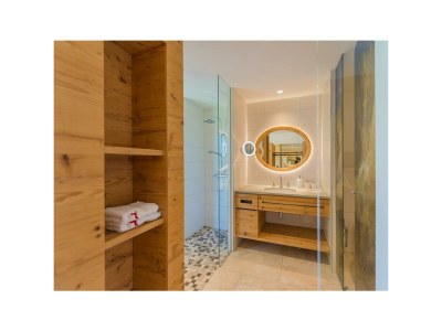 Apartment Zuhäusl Suite/1 Schlafraum/ Dusche, WC - Features photo 27