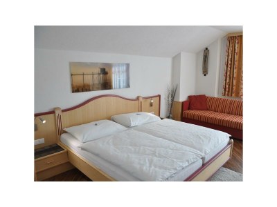 Holiday room Doppelzimmer mit Dusche/WC , Balkon/Terrasse - Features photo 77