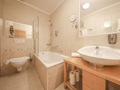 Apartment Studio mit Küche & Balkon im Gartenhotel Rosenhof - Features photo 82