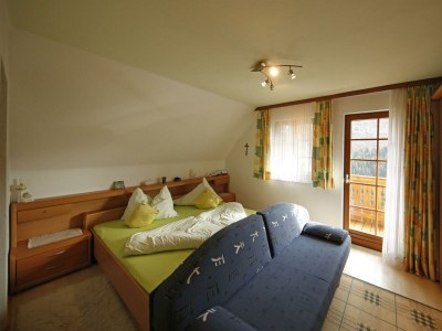 Holiday room Doppelzimmer mit Schlafcouch  Dusche, WC - Features photo 24